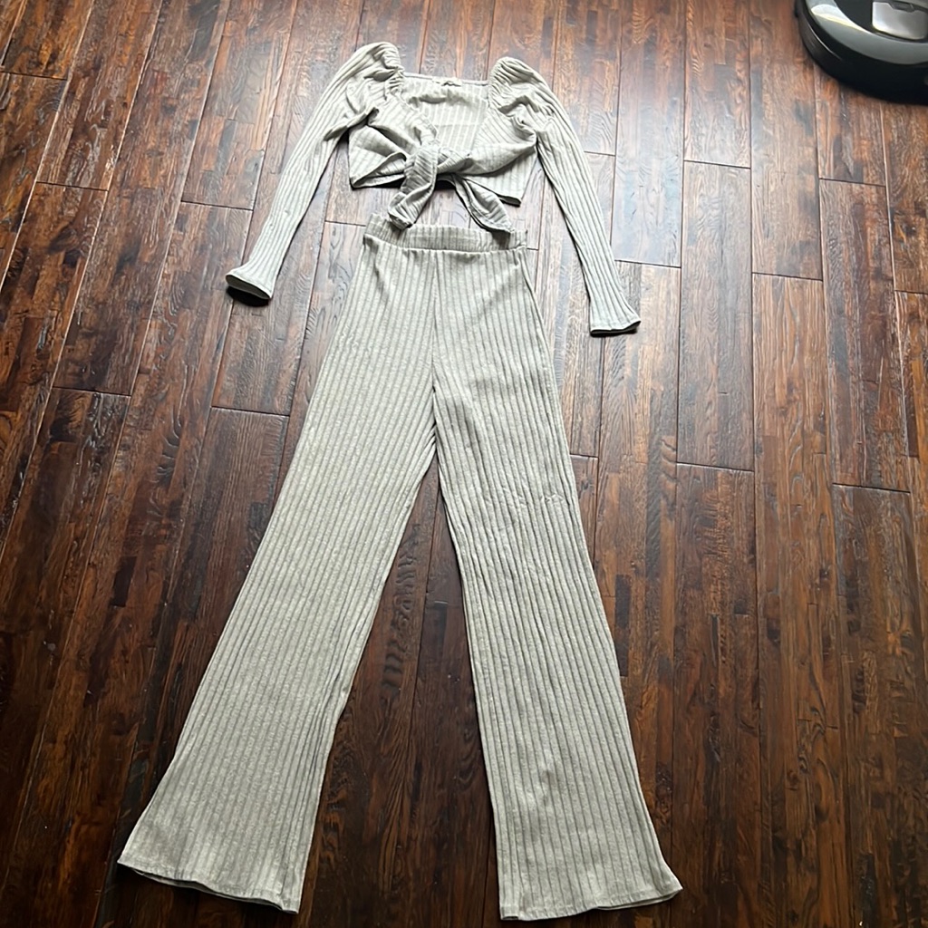 Papaya Gray Matching Set With Wide Pants And A Crop Top